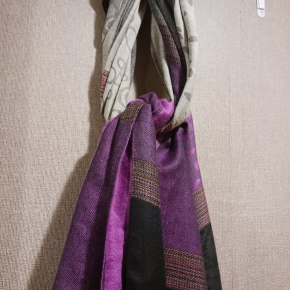 Pashmina Scarf - Picture 1 of 4